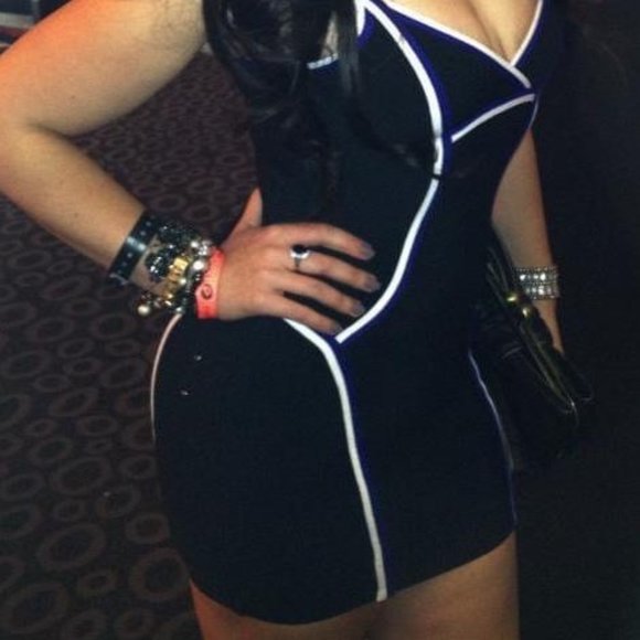 BLACK GUESS BANDAGE DRESS - Picture 1 of 3
